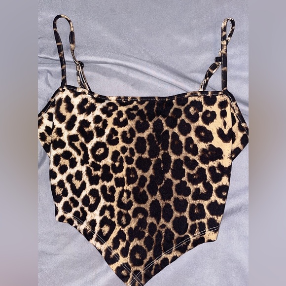 Leopard Cropped Tank - Picture 1 of 3